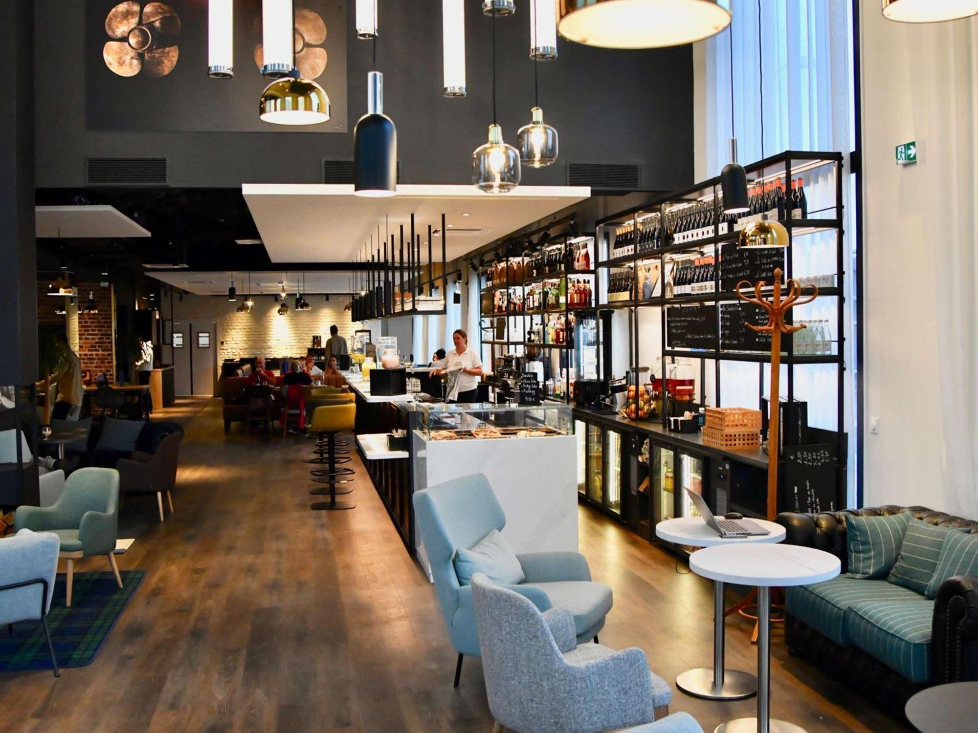 ホテル Ibis Styles Saint Nazaire Centre Gare エクステリア 写真