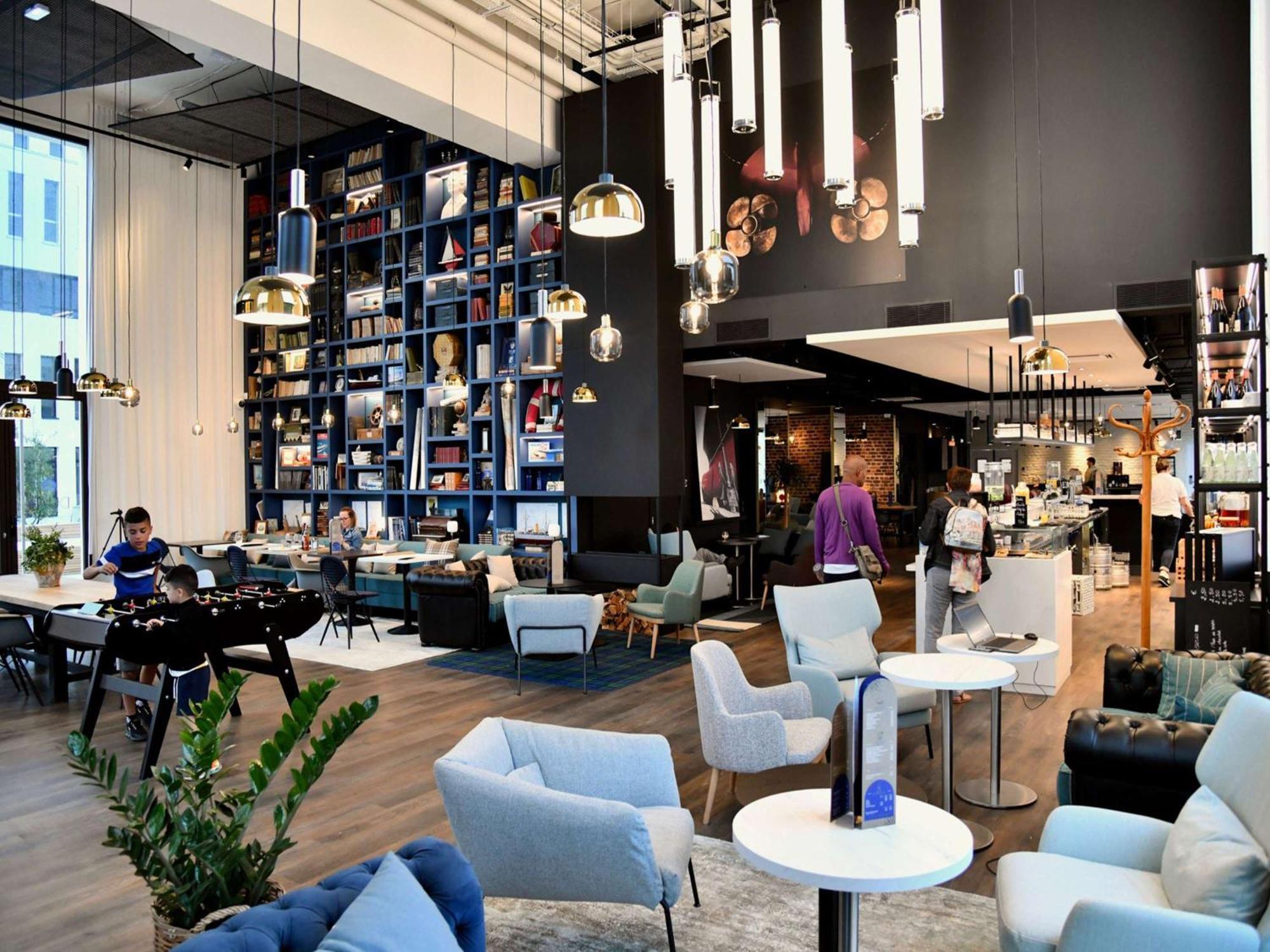 ホテル Ibis Styles Saint Nazaire Centre Gare エクステリア 写真